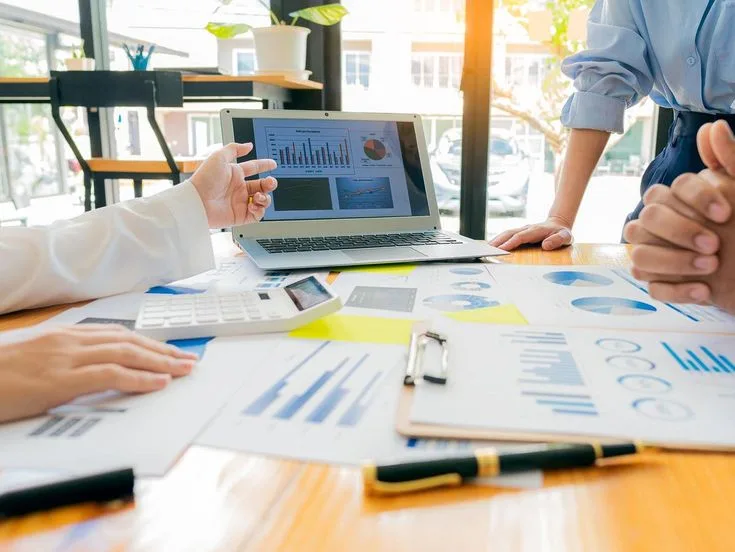 Why Metrics Often Mislead