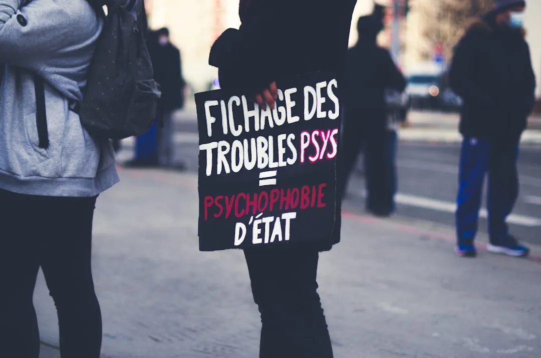 The Bystander Effect: Witnesses and Help Refusal