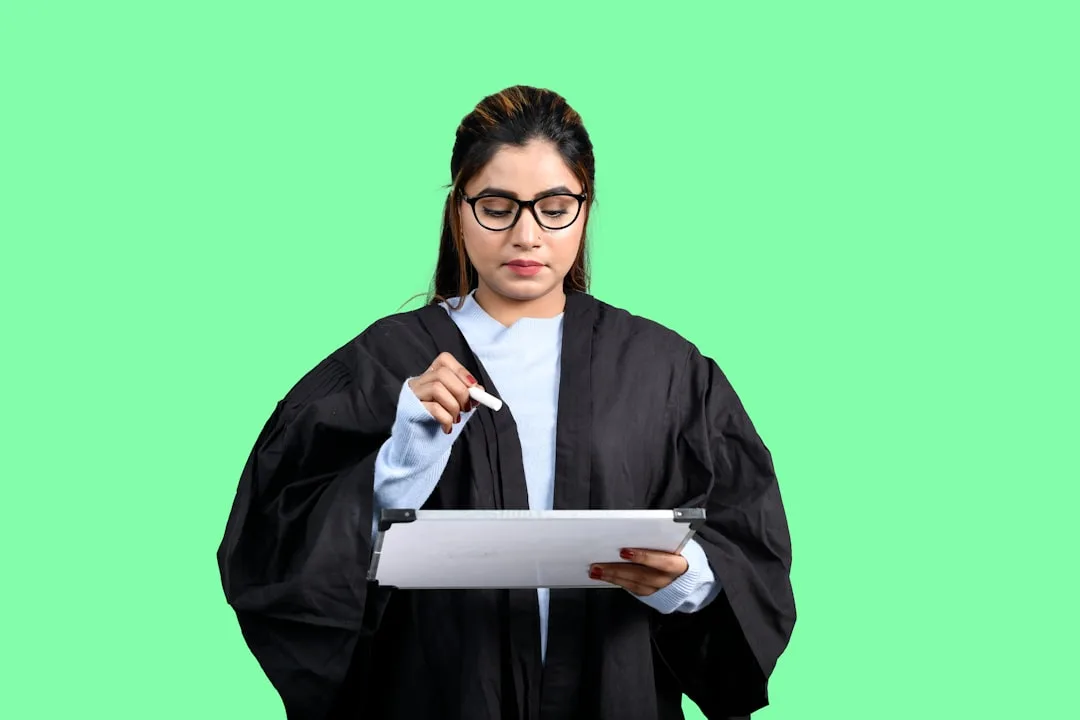 Decision-Making Failures Explained Through Real Cases